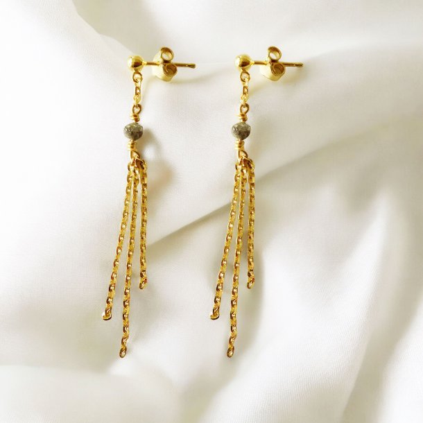 14k Earrings w.Antracit Raw Diamonds