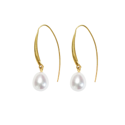 reringe i Forgyldt Sterlingslv med Hvide Ferskvandsperler ca.11x9mm