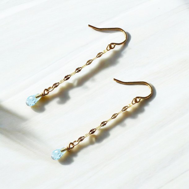 14kt Earrings w.Topas